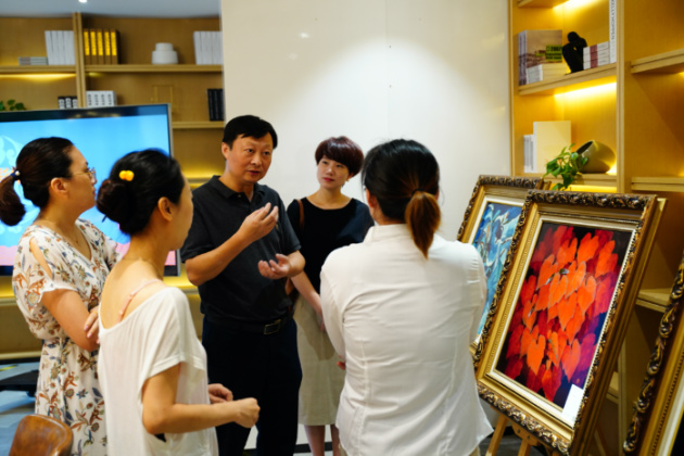 1596439592395161.jpg 金輝組織的各類(lèi)活動(dòng)